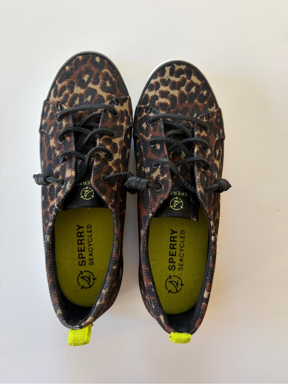 Sperry SeaCycled Leopard Print Sneakers Women’s Size 9